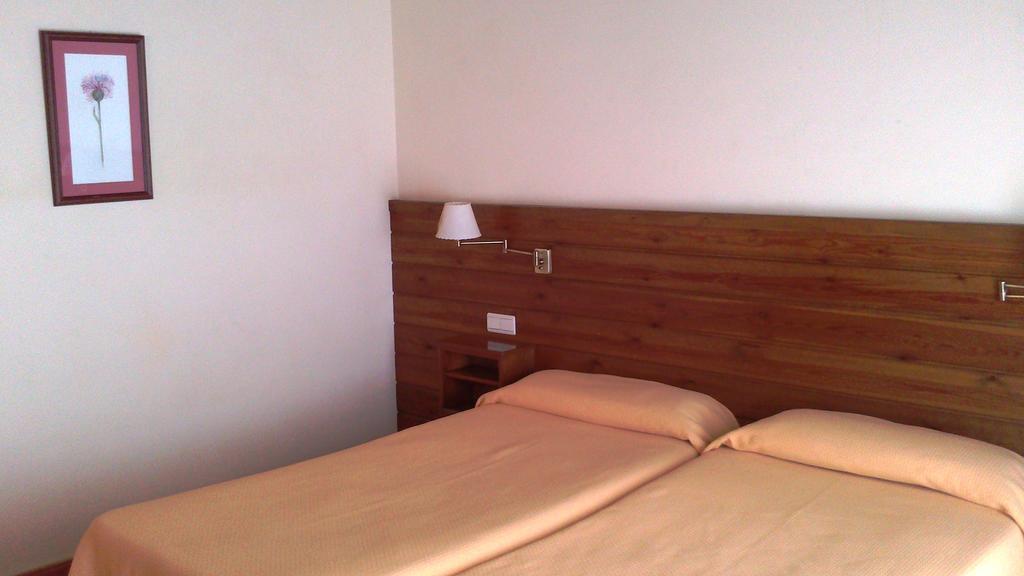 Hotel Pla Del Pi Пратс-и-Сансор Номер фото