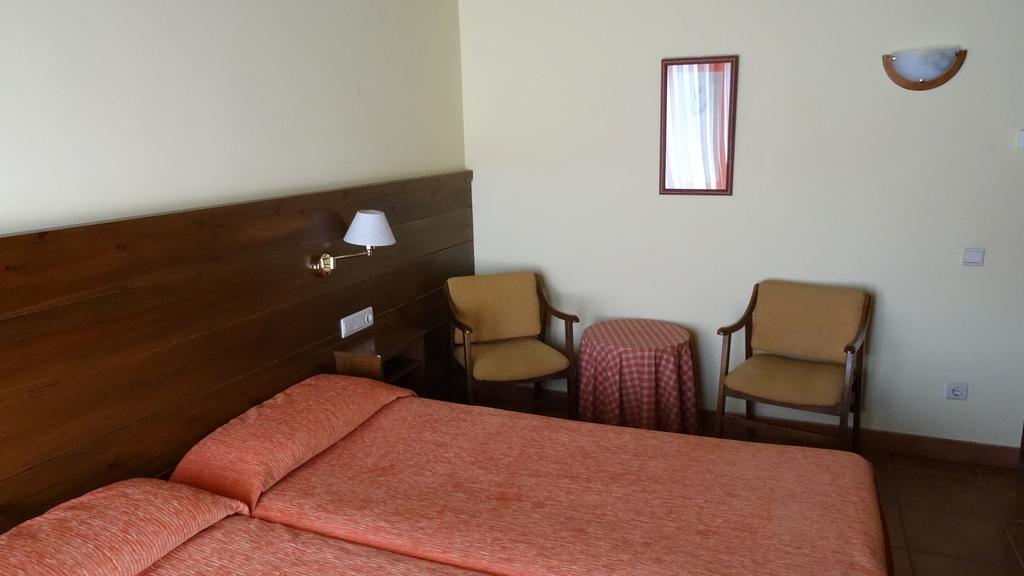 Hotel Pla Del Pi Пратс-и-Сансор Номер фото